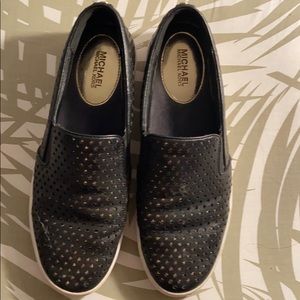 Michael Kors sneaker slip on’s